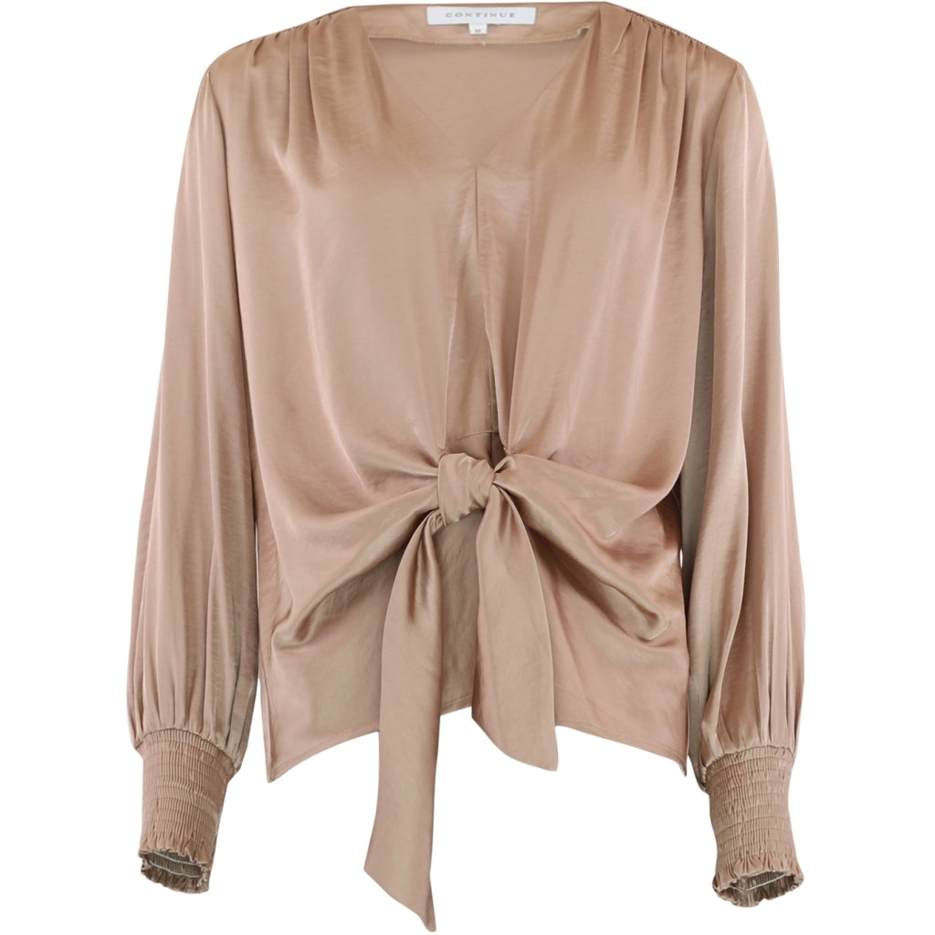 CONTINUE BLOUSE KARINA SATIN WRAP SAND