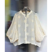 Indlæs billede til gallerivisning LECOCO BLOUSE VERONICA OFF WHITE 35143
