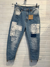 Indlæs billede til gallerivisning BOHO LOVE JEANS MED BLONDE LAPPER
